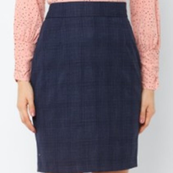 Le Chateau skirt  blue plaid check pattern  straight cut pencil skirt  size12 - Picture 7 of 16